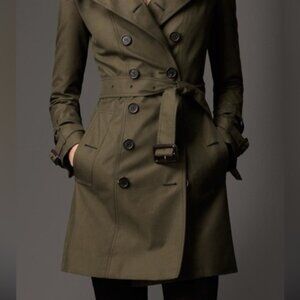 Burberry Brit Women’s Trench Coat – Size US 6 / UK 8 – Classic Double Breasted B